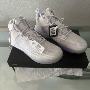 Nike Kyrie flytrap 4EP ‘white purple pulse’ sneakers basketball